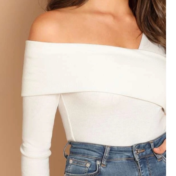 One Shoulder Ribbed Long Sleeve Top - Picture 3 of 5